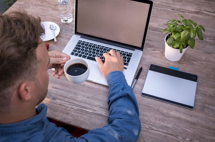 指定席料金　３か月前納