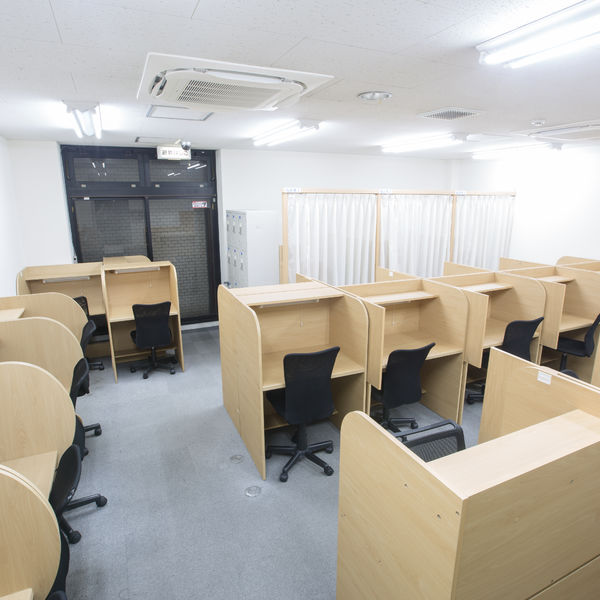 埼玉県所沢市の有料自習室。図書館よりも集中できます。